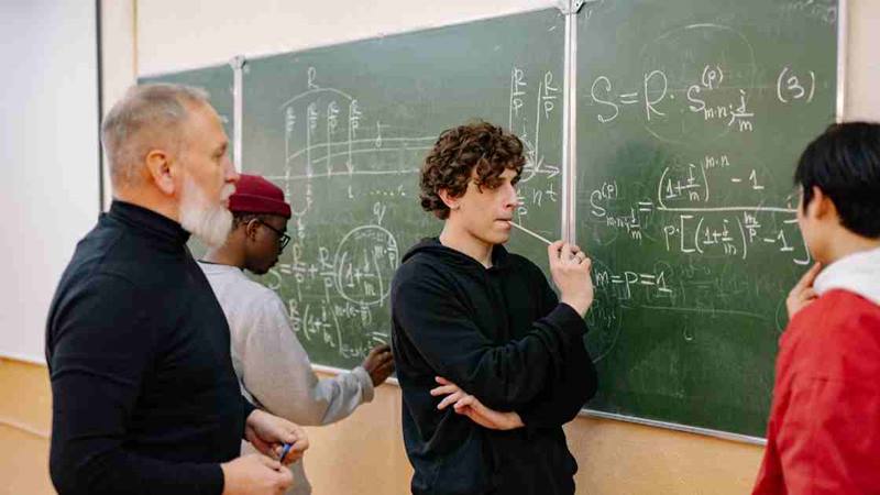 Alasan Critical Thinking Penting dalam Dunia Kerja